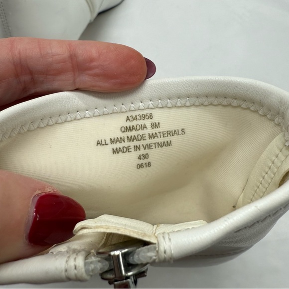 Marc Fisher Adia white ankle heeled boots size 8 - Picture 7 of 9